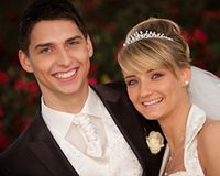 Einkommensteuer - ein glückliches Brautpaar